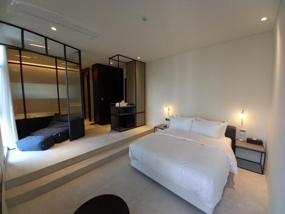 Hotel Libre ซีฮึง ภายนอก รูปภาพ