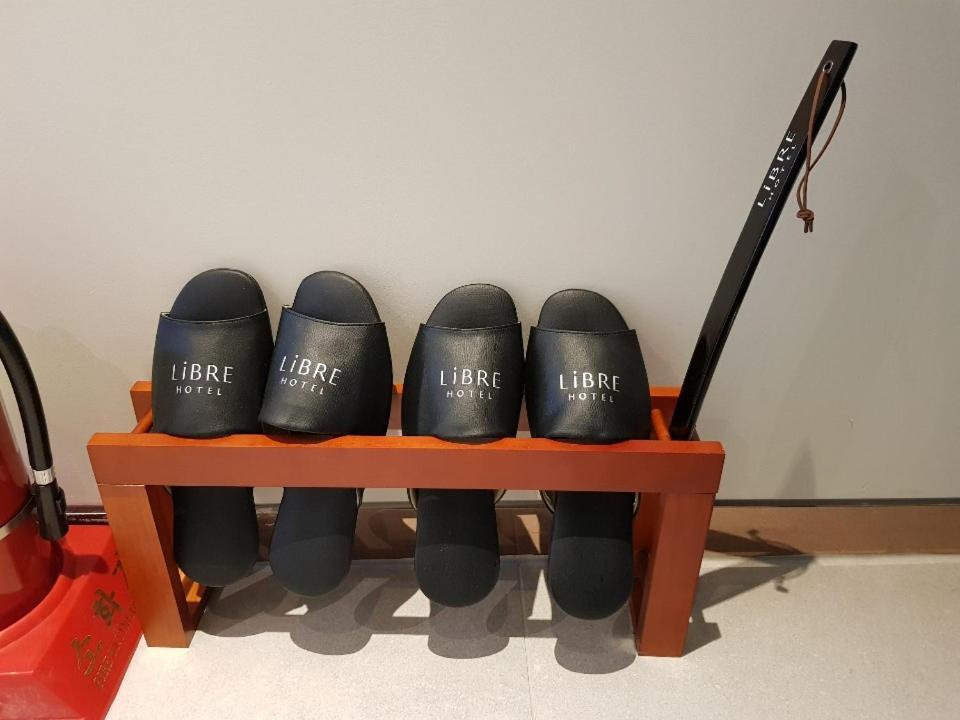 Hotel Libre ซีฮึง ภายนอก รูปภาพ