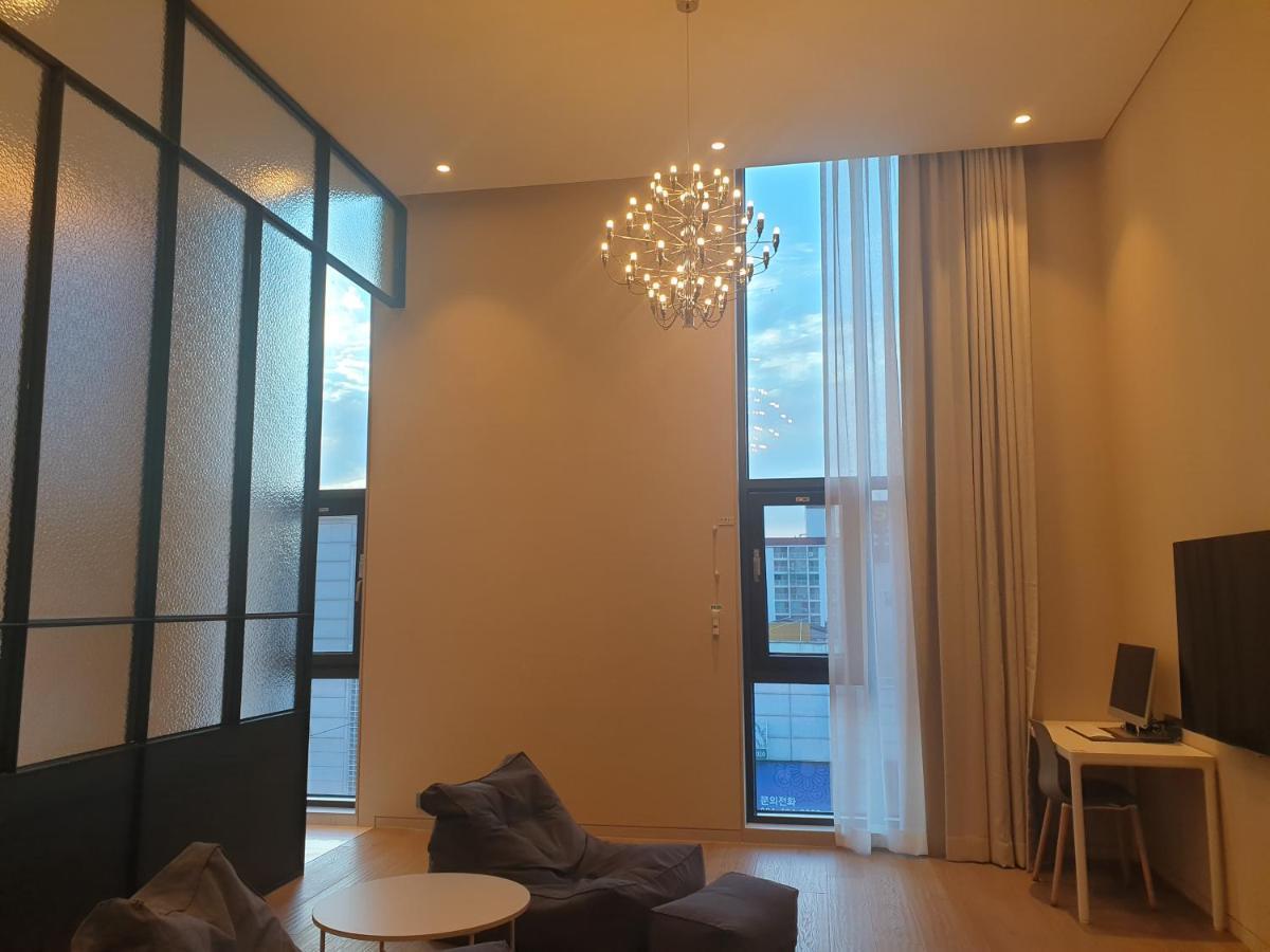 Hotel Libre ซีฮึง ภายนอก รูปภาพ